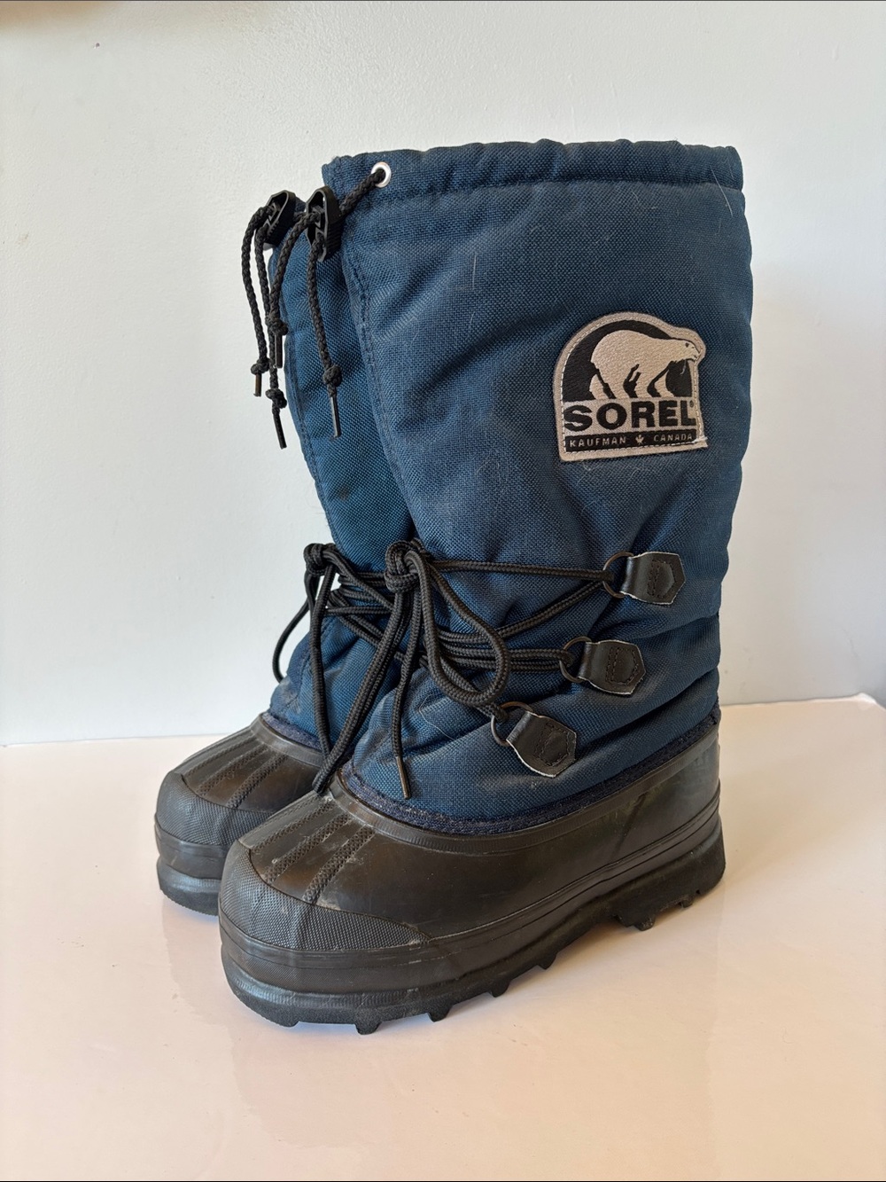SOREL Vintage Waterproof Winter Snow Boots Lug Sole Size 6